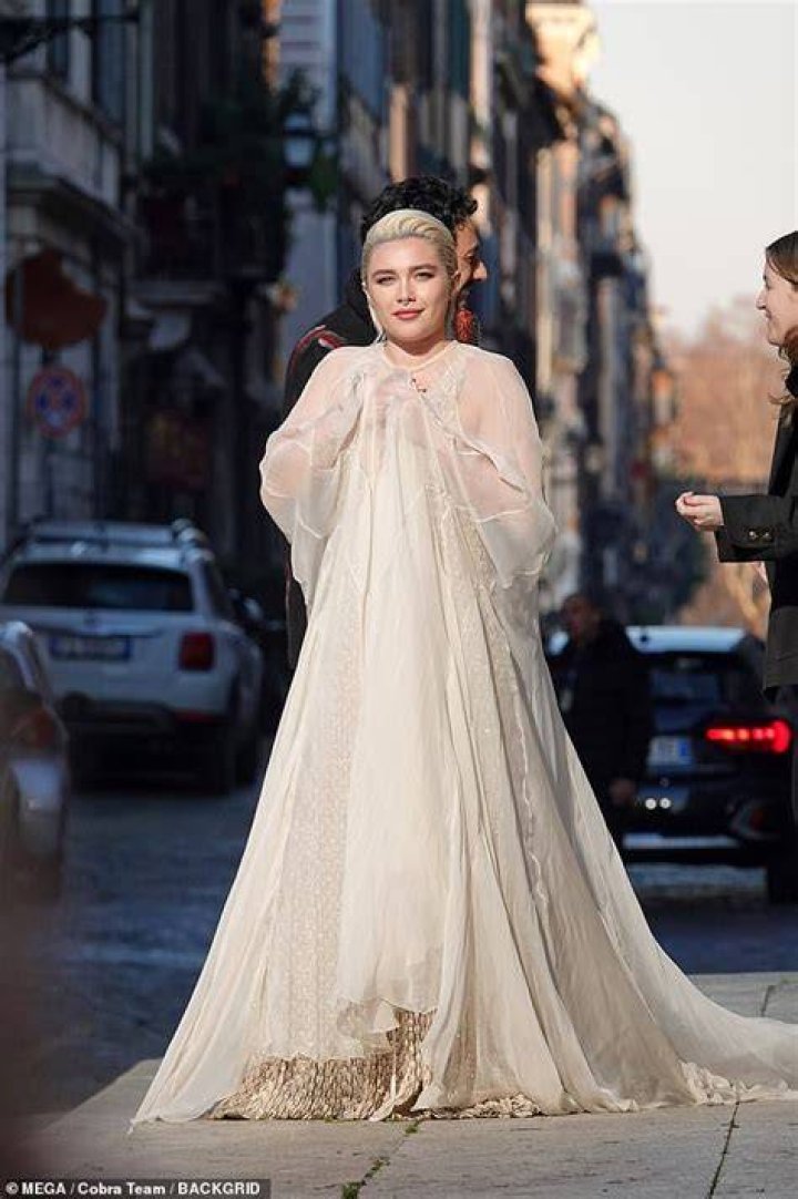 Florence looked glamorous as she took centre stage at the shoot this weekend