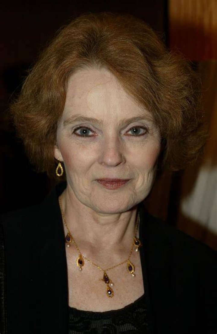 Katharine Houghton Net Worth, Height-Weight, Wiki Biography, etc