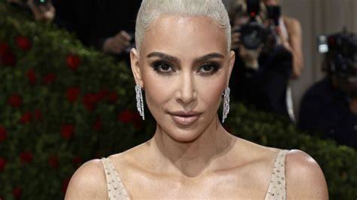 Kim bared her stunning complexion as she went makeup-free for the beach day
