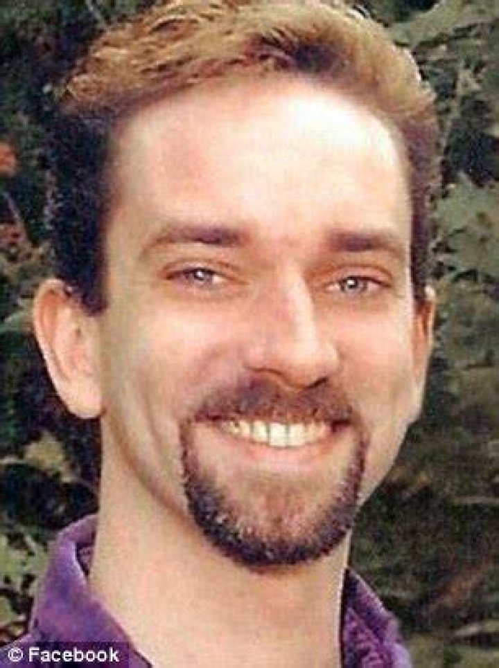 Krik Alexander, 47, was found on the ground of his Salem, Oregon, home on Sunday after staff at a Salem Domino's Pizza called 911
