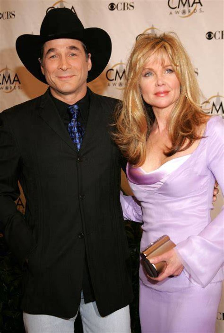 Lisa Hartman Black Net Worth, Height-Weight, Wiki Biography, etc