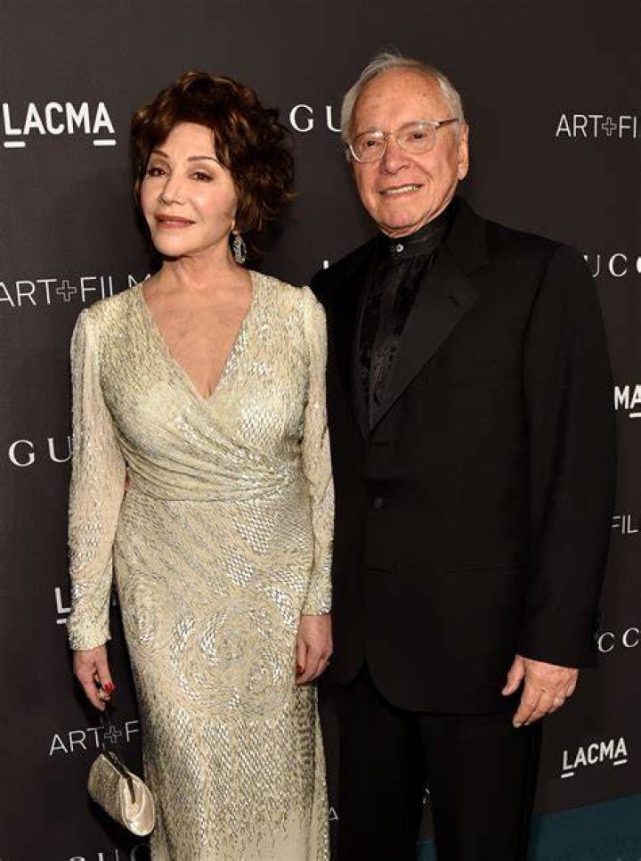 Lynda Resnick Net Worth, Height-Weight, Wiki Biography, etc