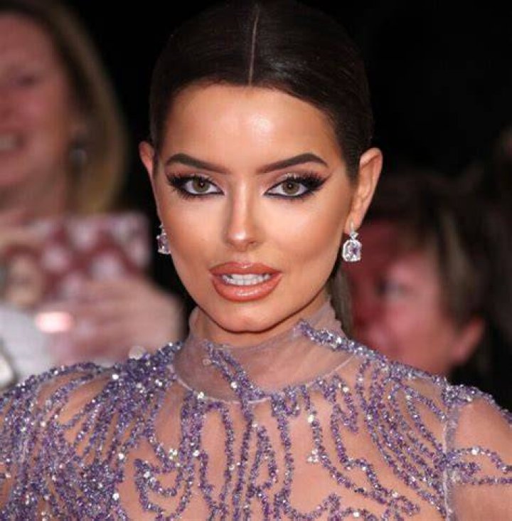 Maura Higgins Net Worth, Height-Weight, Wiki Biography, etc