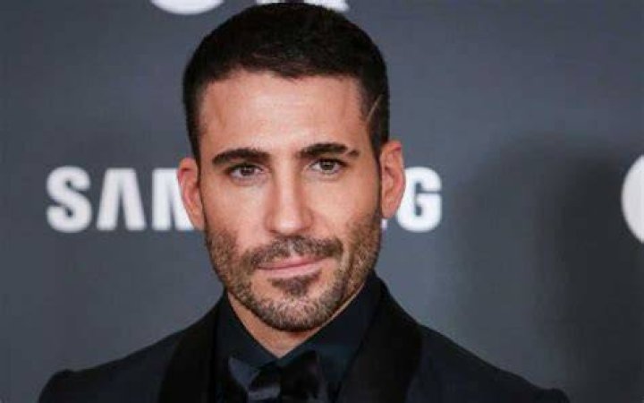 Miguel Angel Silvestre Net Worth, Height-Weight, Wiki Biography, etc