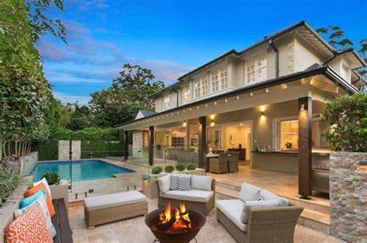 Perfect for entertaining: The house comes with it's own wine cellar and tasting room - great for adult get-togethers