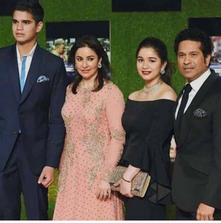 Sara Tendulkar Age, Boyfriend, Family, Biography & More
