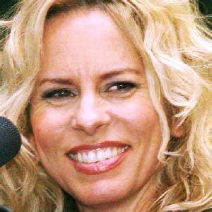 Vonda Shepard Net Worth, Height-Weight, Wiki Biography, etc